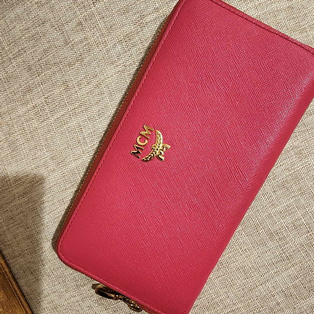 MCM Saffiano Leather Lovely Coral Pink Wallet With Gold Color Hardware - Picture 2 of 9